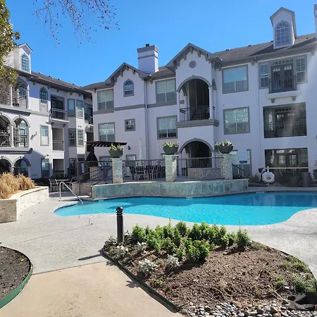 Best Of Both Worlds Houston River Oaks Galleria Exterior photo